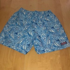 Vineyard vines size medium men’s Bathingsuit